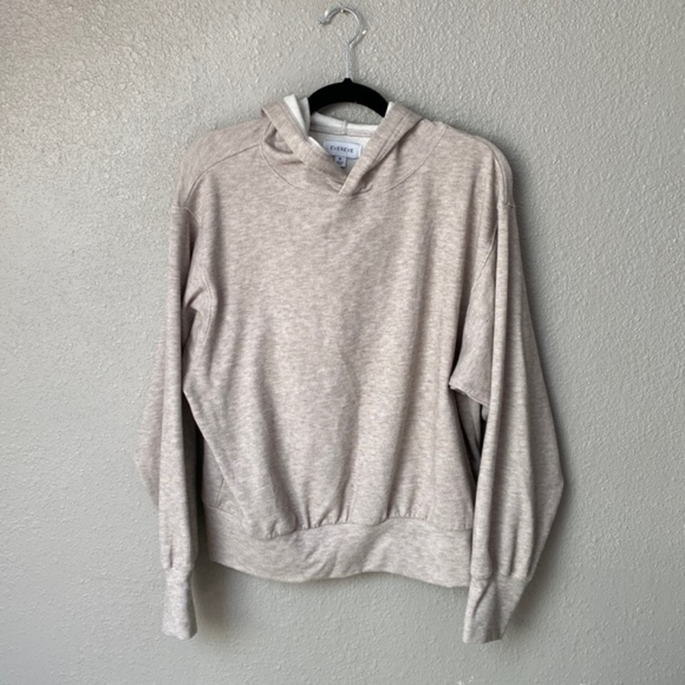 Evereve Cream Hoodie Size Medium